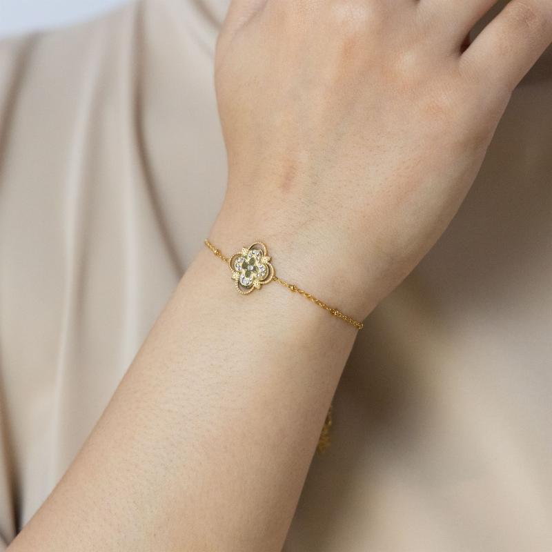 Mini - Flower Medallion bracelet
