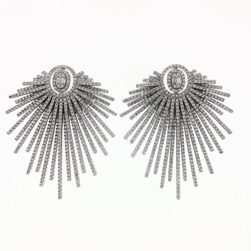 SA Earrings Oval Half Sunburst