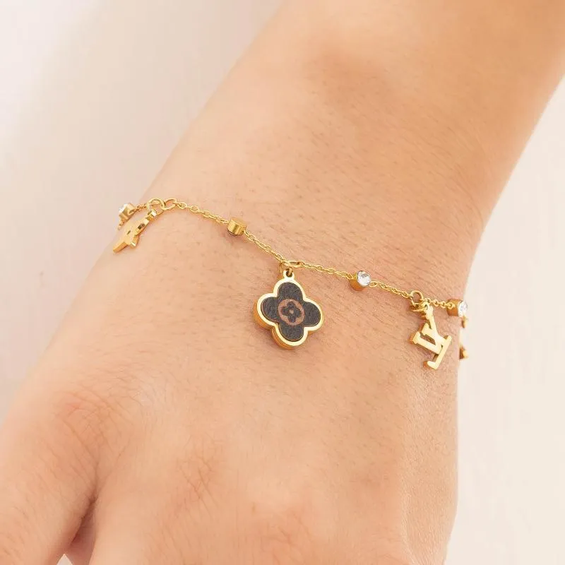 L&V - Club w Charms Bracelet