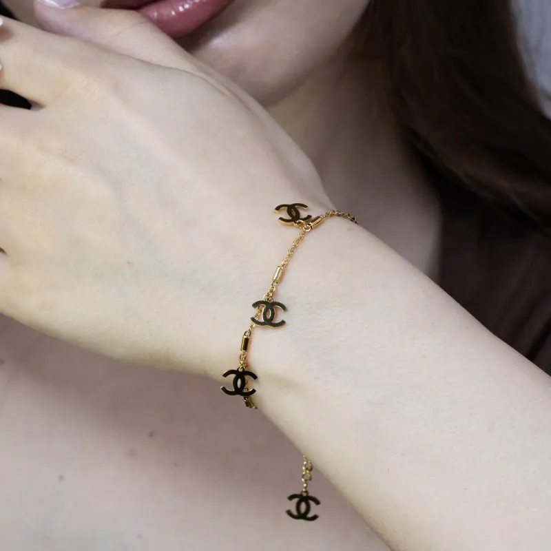 CHAN - 3 Logo Charms Bracelet (Mini)