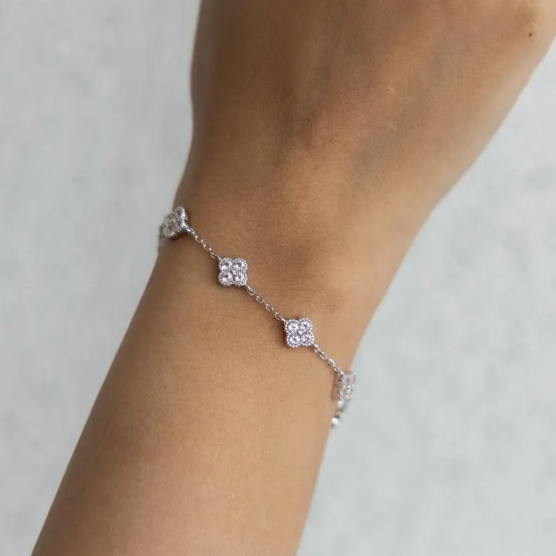 OS - 7 Crystal Flower Bracelet ( Light Pink)