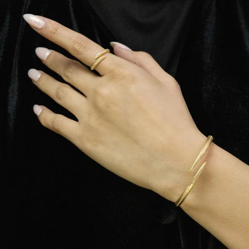 SA Bangle Set Polished Dual Stone Tail