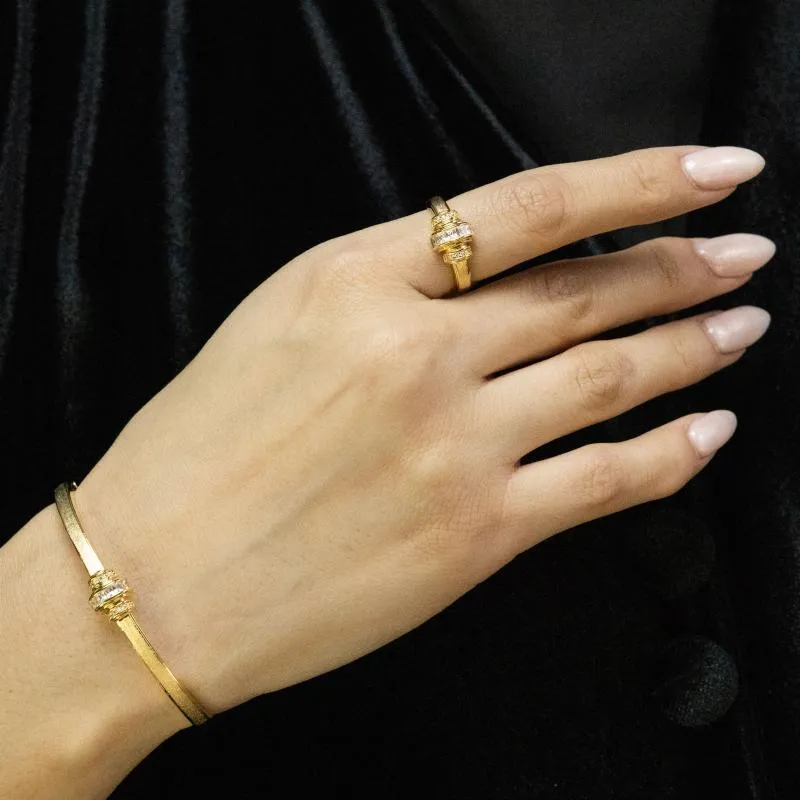 SA Bangle Set Central Line Pave Stone