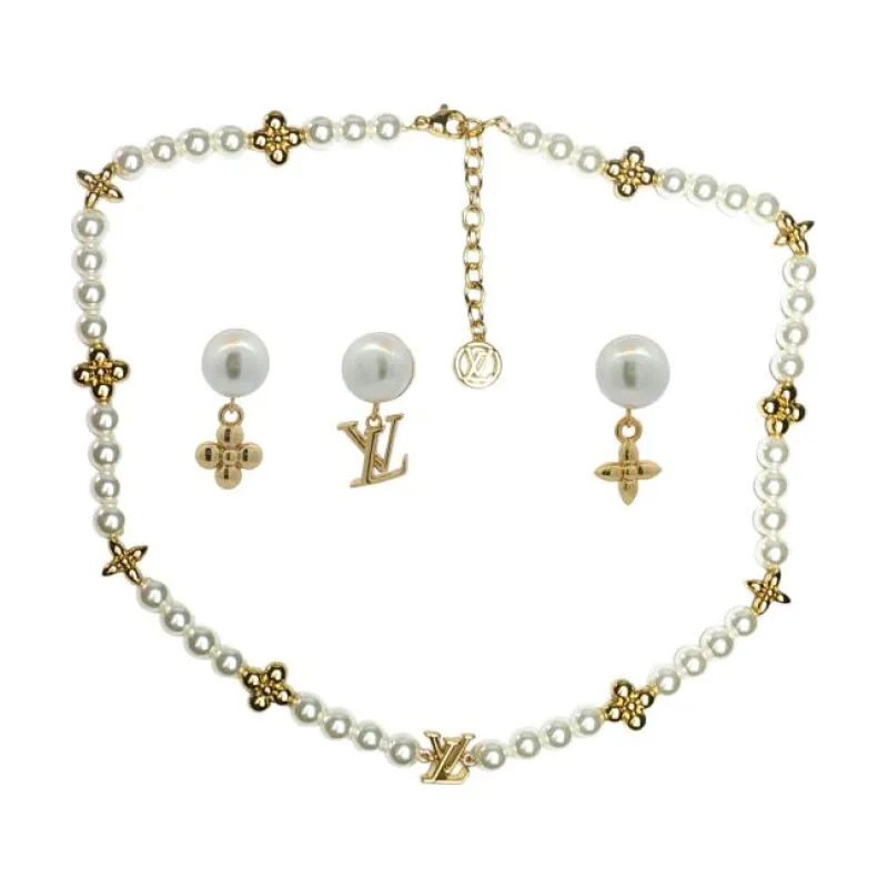 L&V - Flower Charms w Resins Pearls